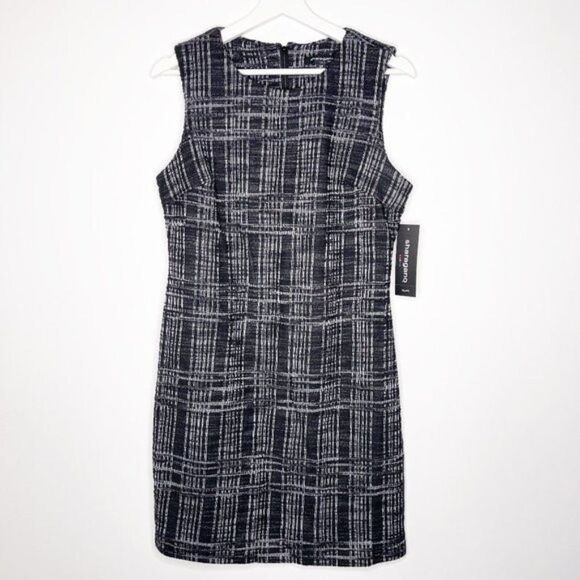 Sharagano Dresses & Skirts - SHARAGANO Knit Printed Sheath Dress 